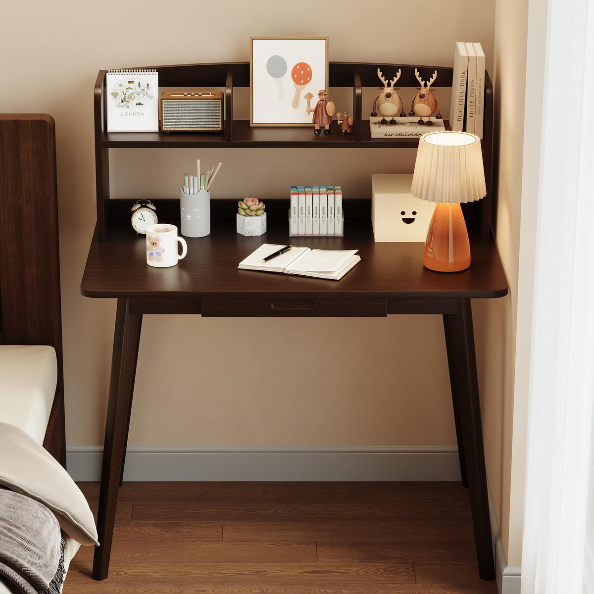 Small Writing Desk with Hutch H41352