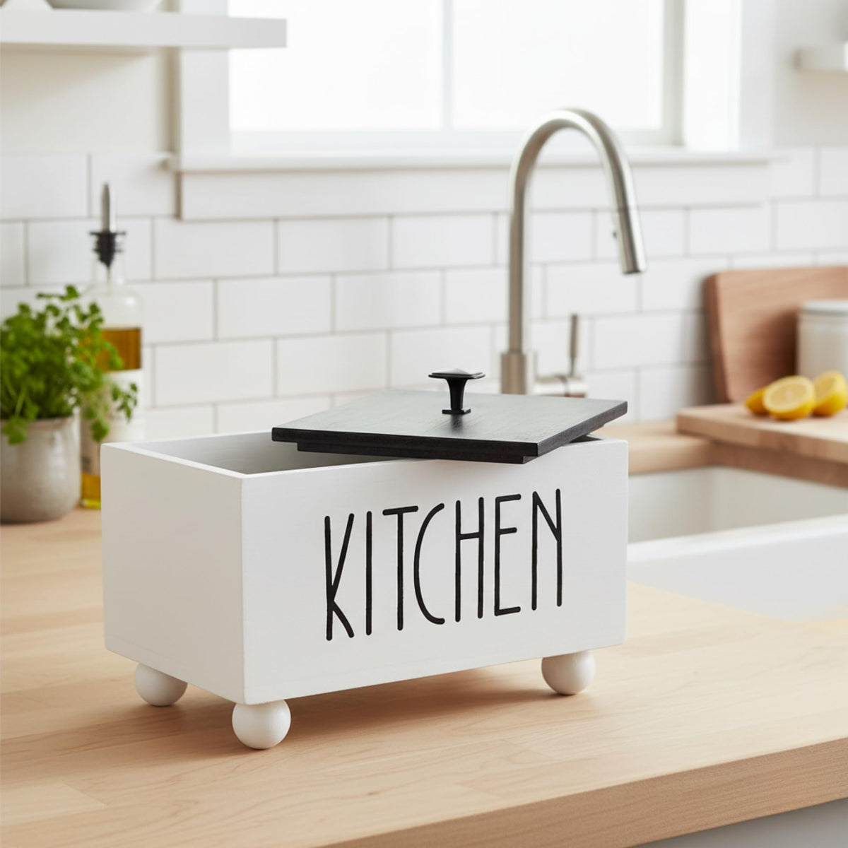Solid Wood Kitchen Storage Bin with Lid I61124